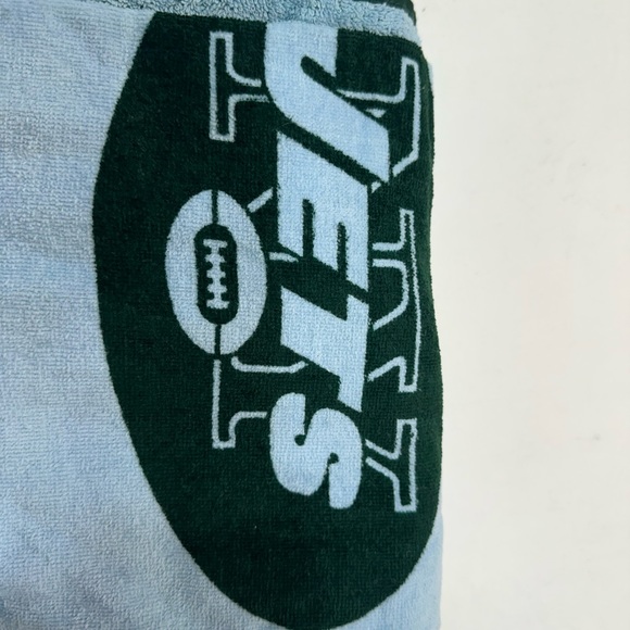 NY Jets beach towel NEW 30” x 60” - Picture 4 of 9